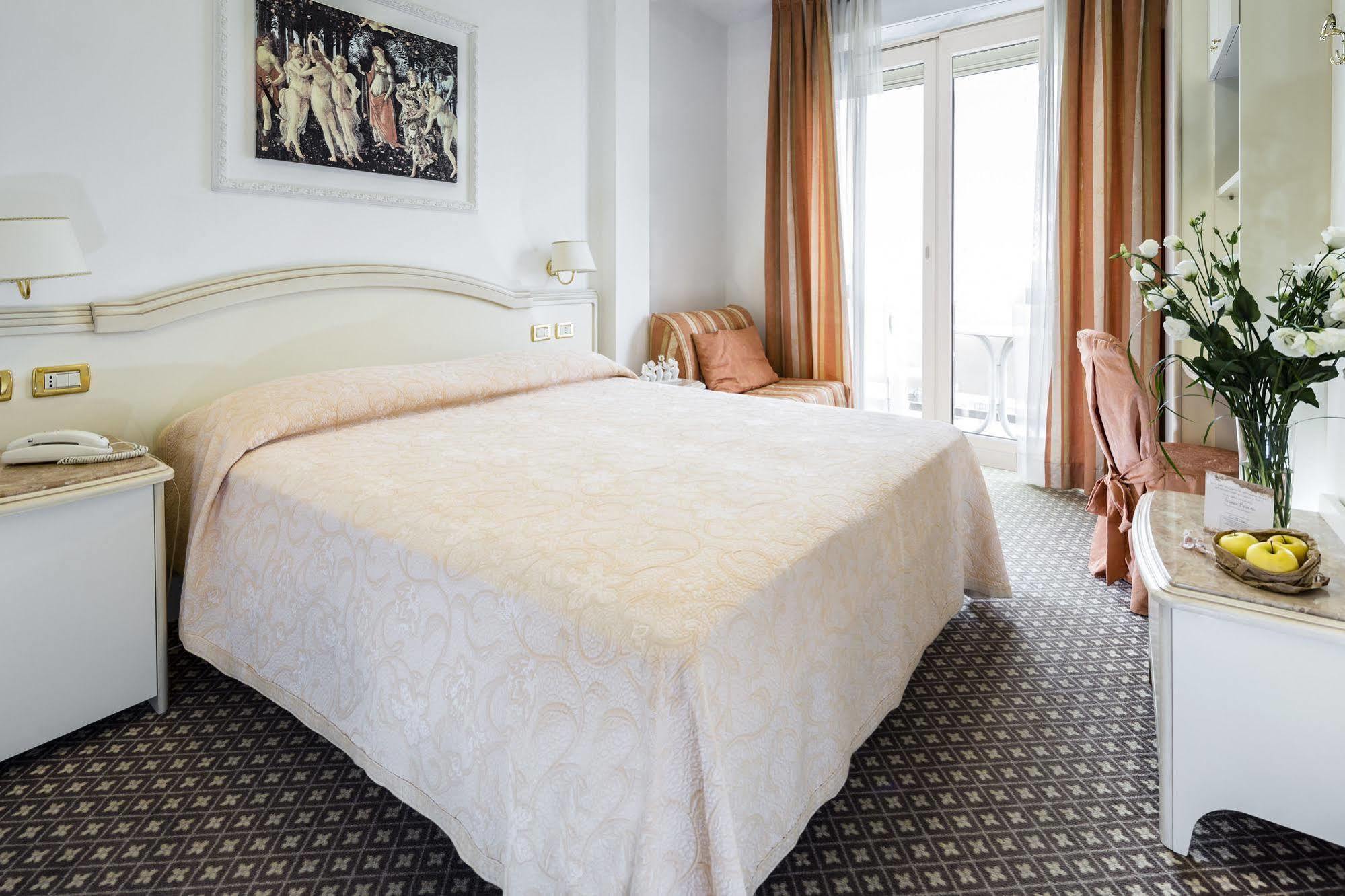 Hotel Acapulco Milano Marittima Esterno foto